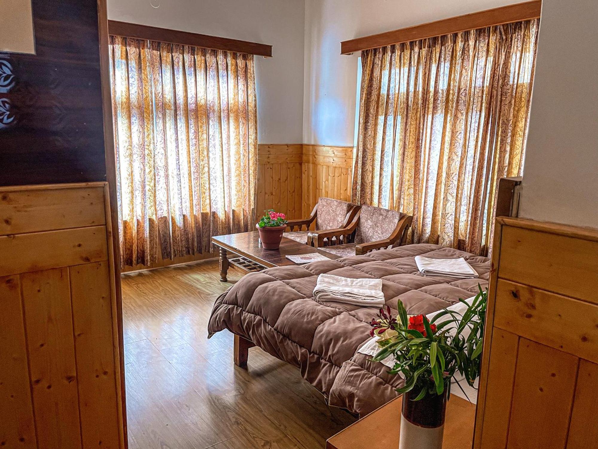 Hotel Shaynam Leh Kültér fotó